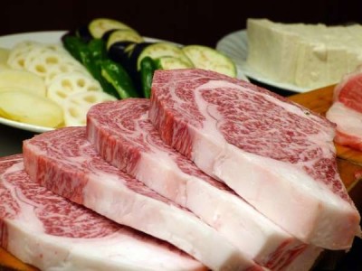 肉の日は万世の排骨麺が500円！